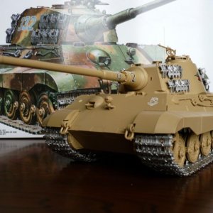 Pz VI King Tiger (Tamiya 1:35)
Траки наборные Friulmodel