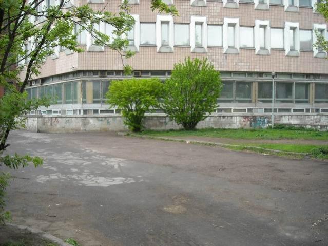 Парковка потенциальная за зданием Лнвашовский, 12. Ул - продолжение Гатчинской - название не помню